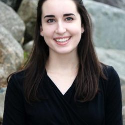 Tori Petrak headshot